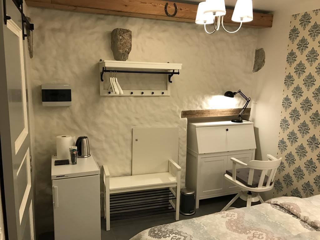 Old Bishop'S House Apartment Талин Екстериор снимка