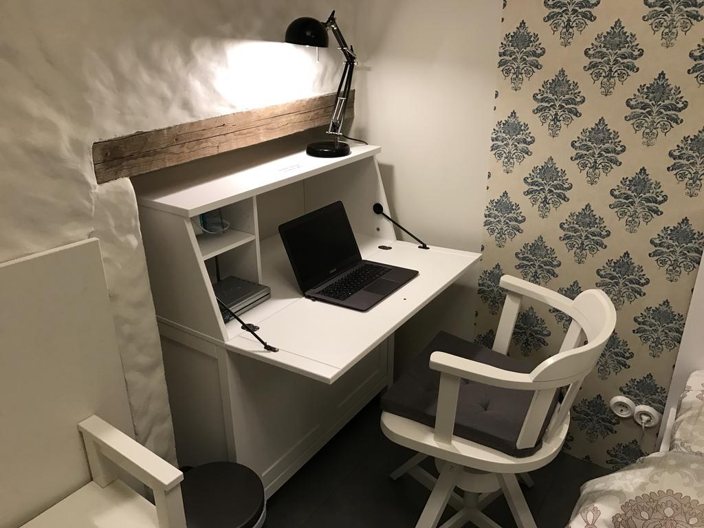 Old Bishop'S House Apartment Талин Екстериор снимка